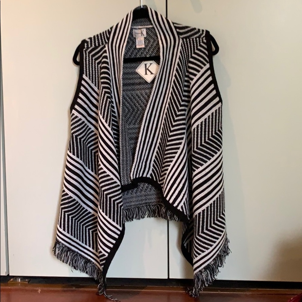 Shana K Black/Grey Sweater Wrap Vest Size M